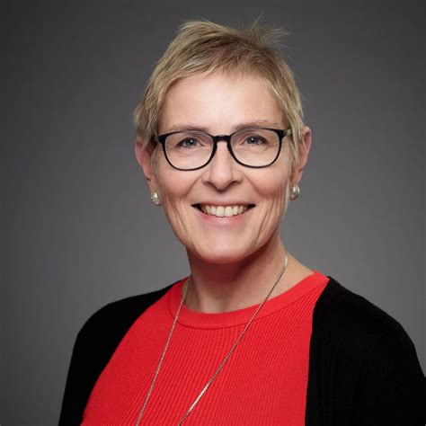 Dr. Caroline King