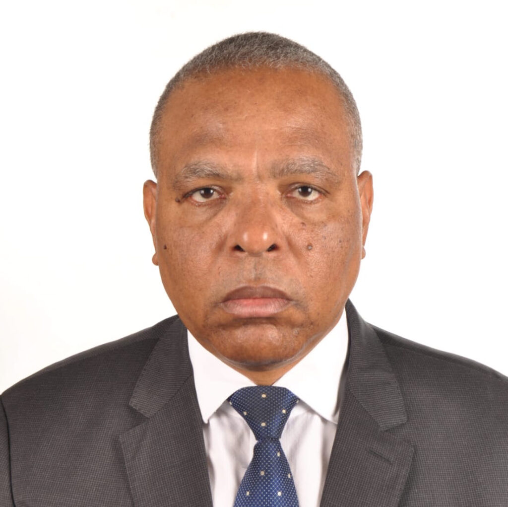 H.E. Rui Miguêns de Oliveira